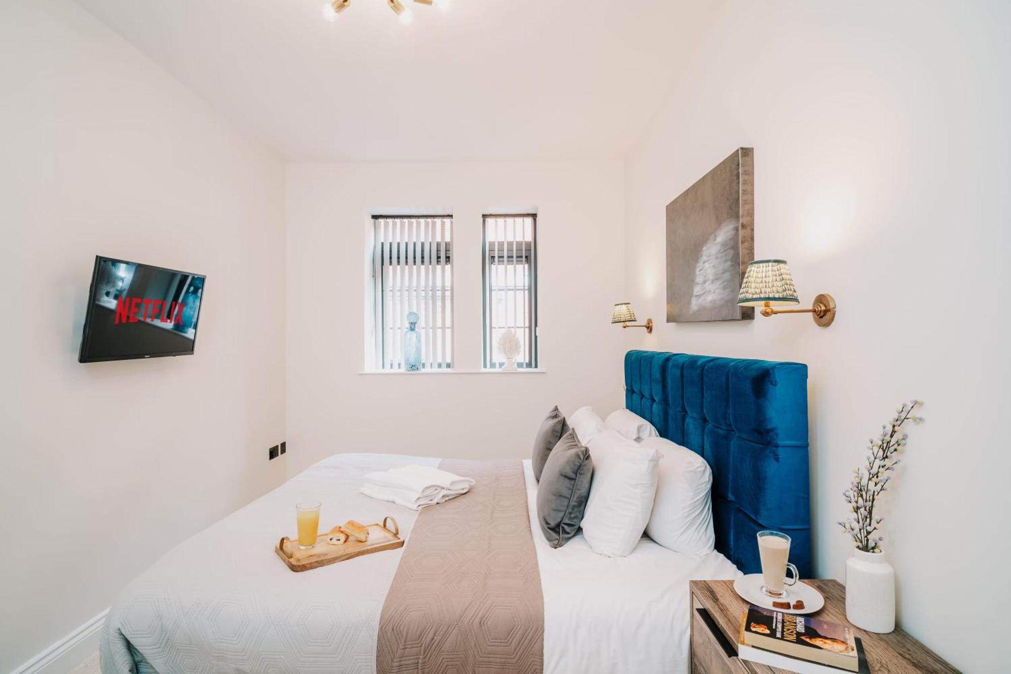 Apartment Stylish Historic Pad, Families Contractors, Wifi